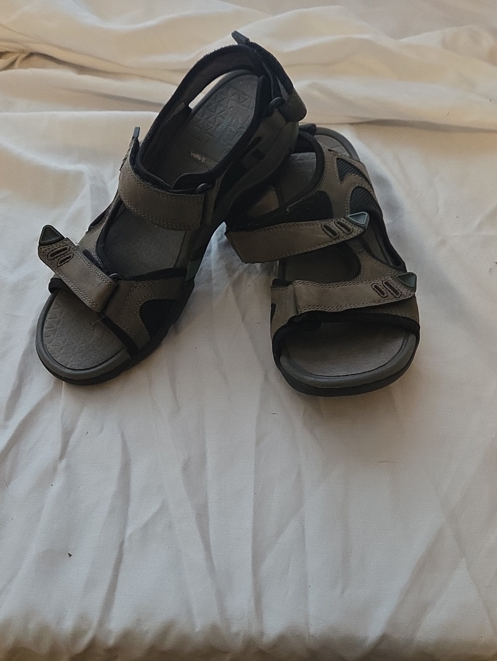 Clarks Women's Gray and Black Adjustable Sport Sandals
